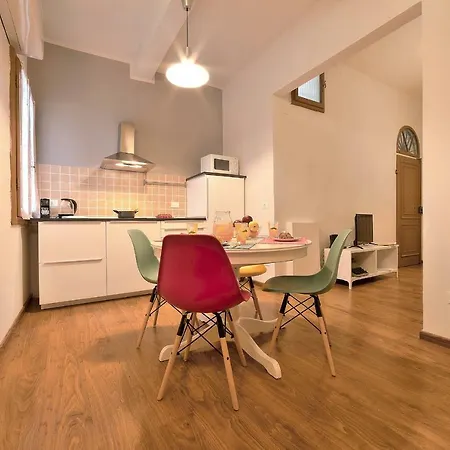 Apartment Borgo In Color - Sweet Dreams In