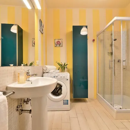 Borgo In Color - Sweet Dreams In Florence