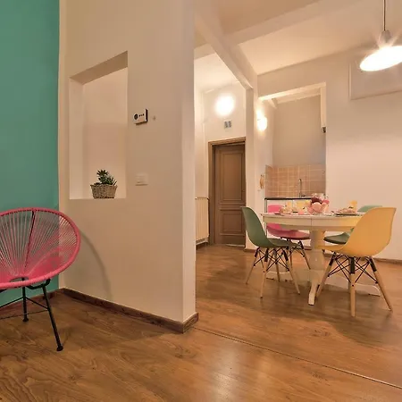 Borgo In Color - Sweet Dreams In